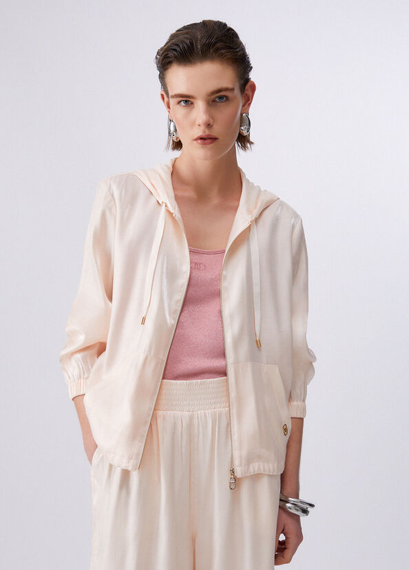 Giacca laminata con cappuccio