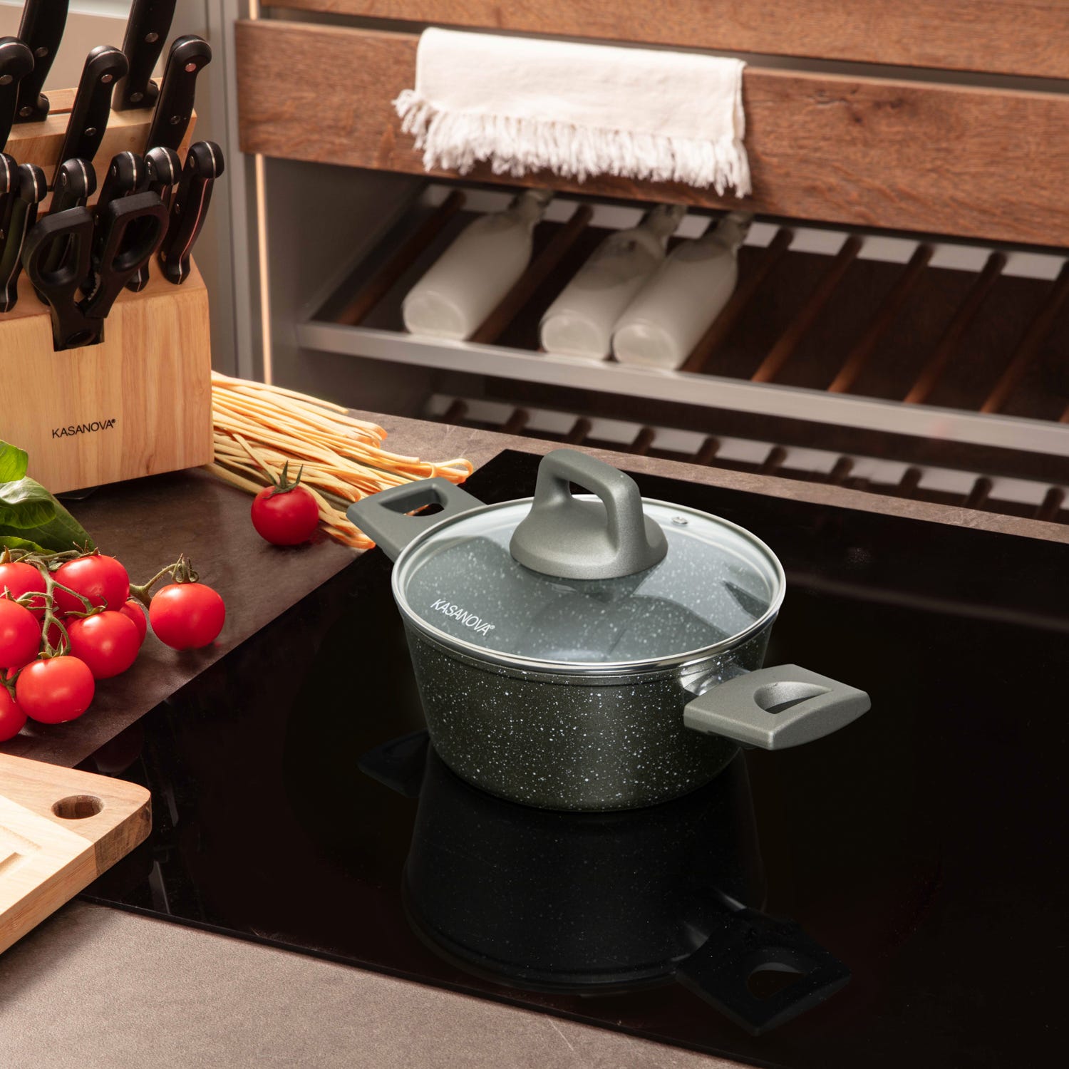 Casseruola 18 cm con coperchio Pratika