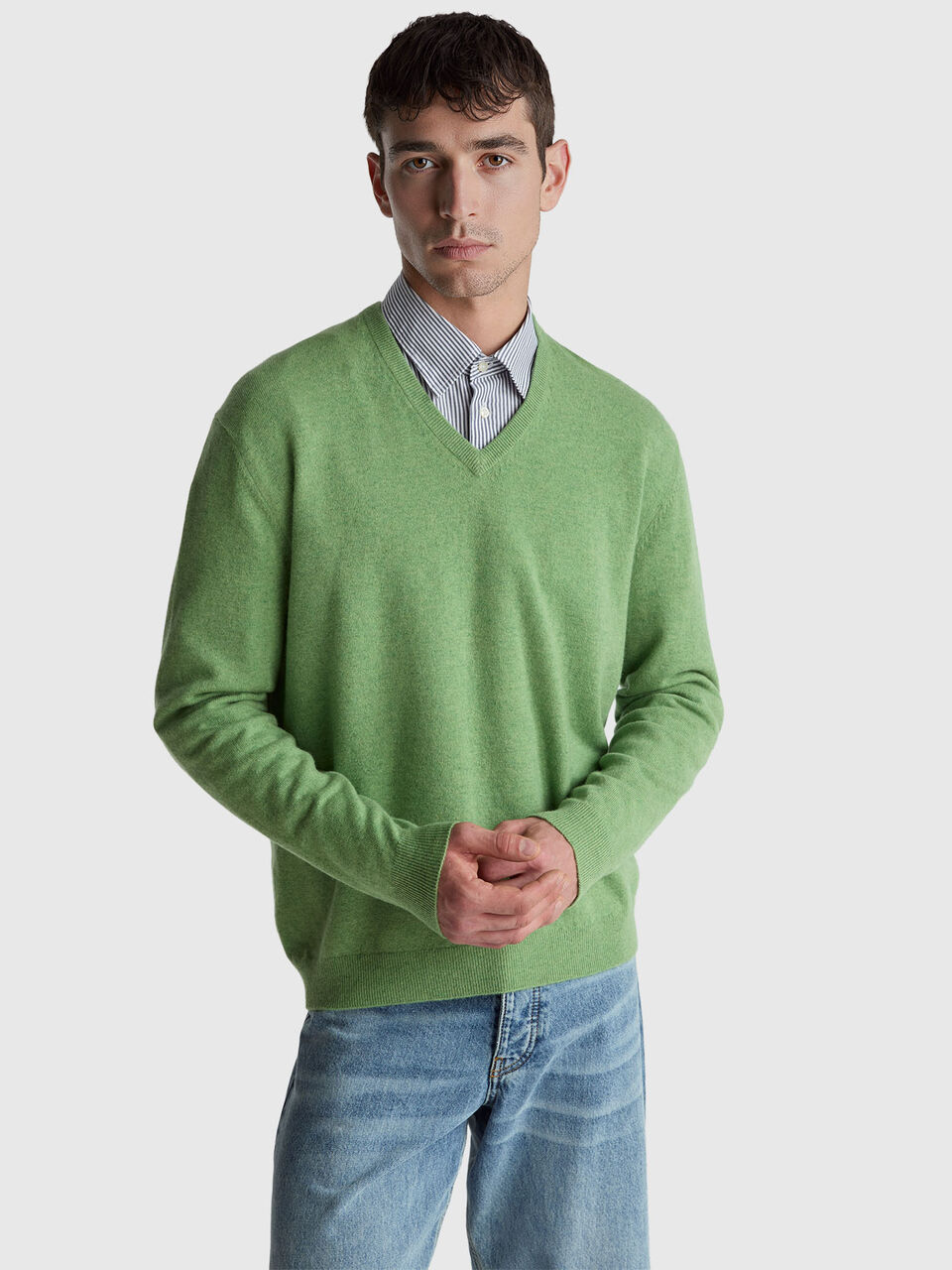 Light marl green V-neck sweater in pure Merino wool