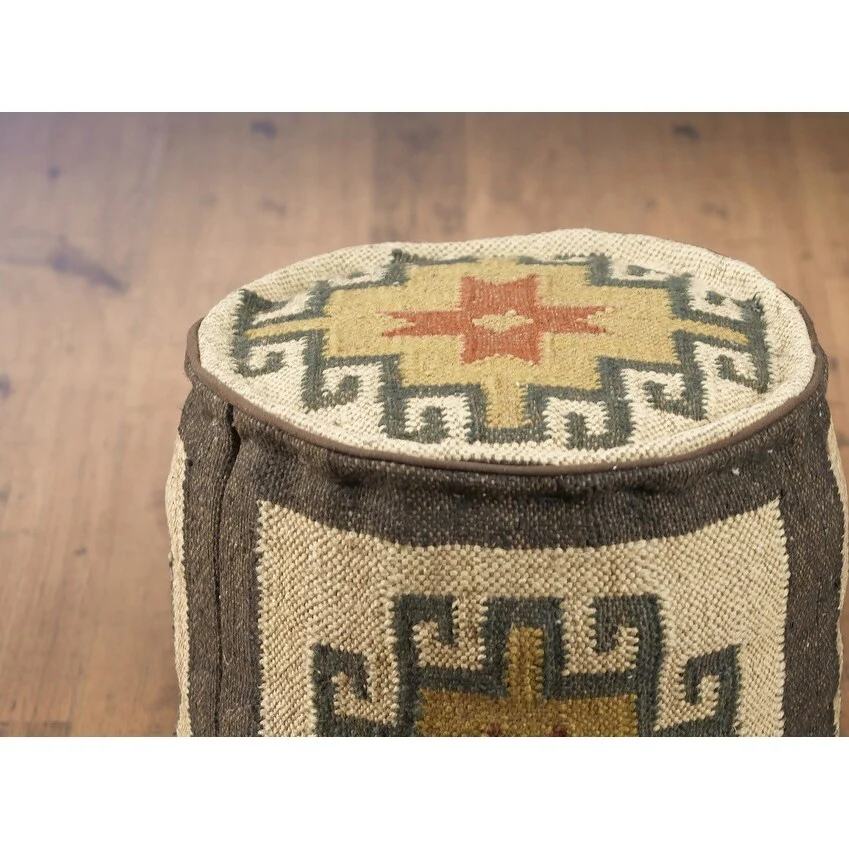 Aa Importing 48842 Round Kilim Pouf - 17 X 17 X 17 inches