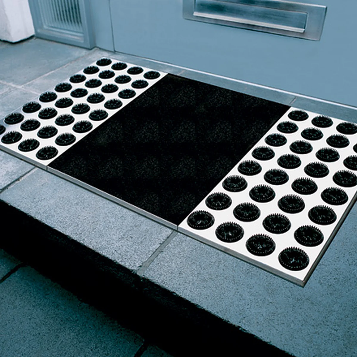 Radius Design - Feet-Back II Fußmatte, schwarz