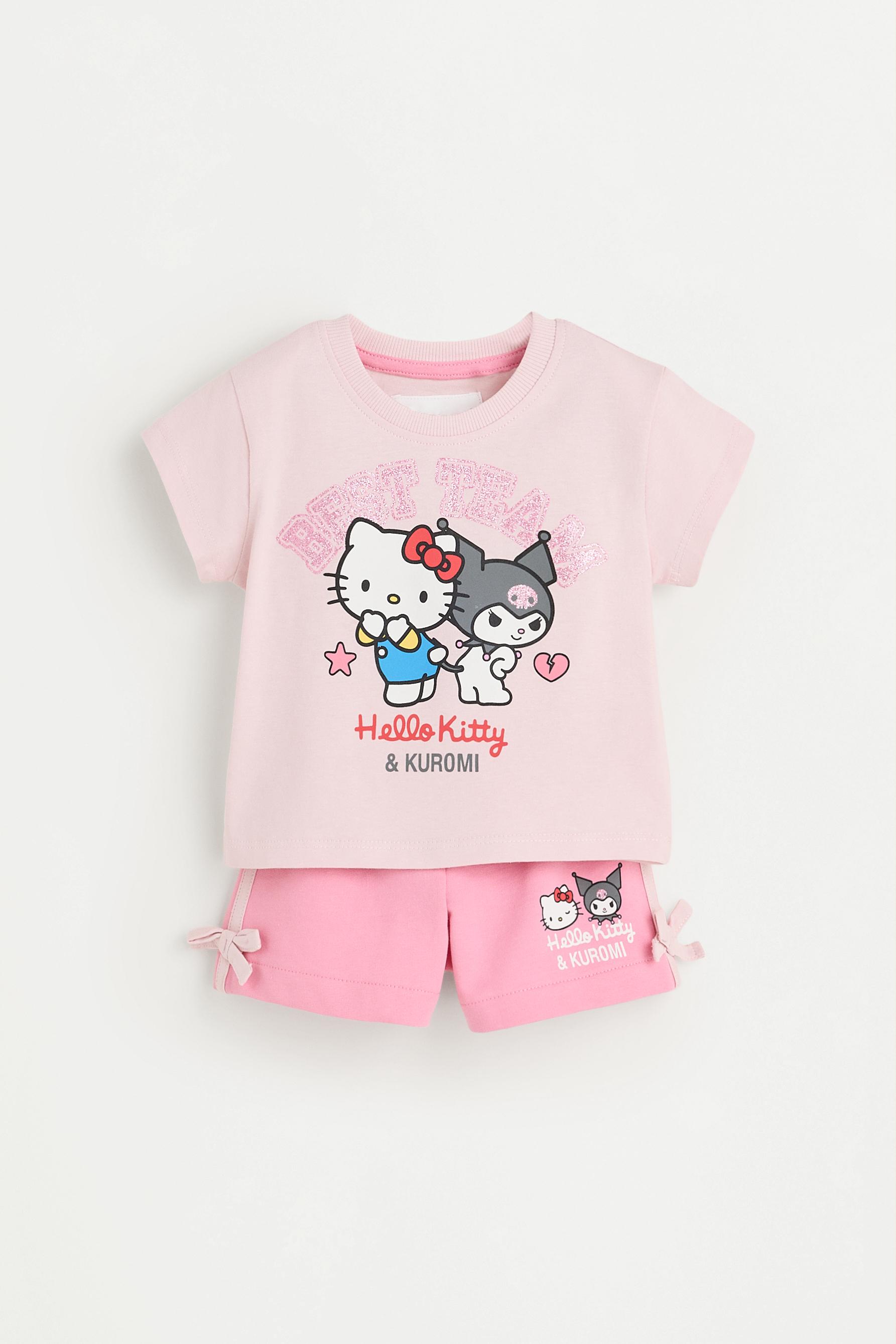 Set Hello Kitty & Kuromi ©SANRIO camiseta y short