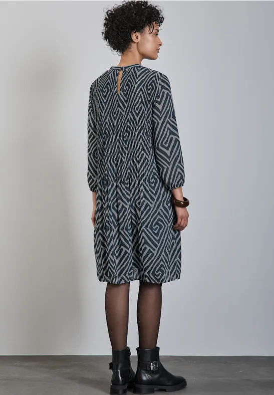 Gemustertes Plissée-Kleid