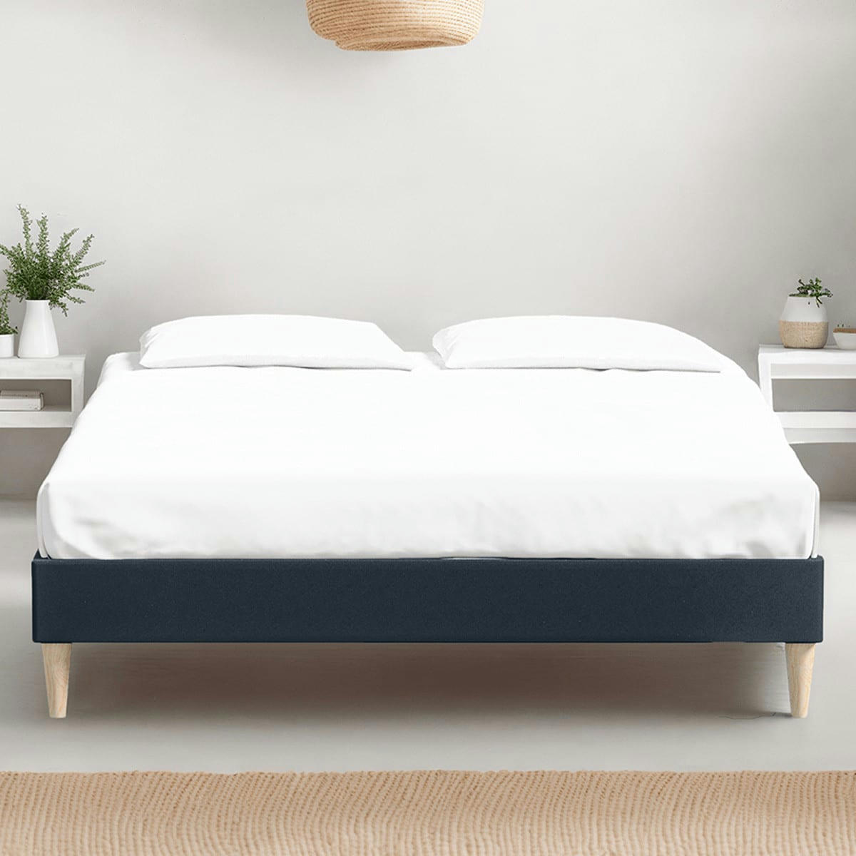 DINA - Lit adulte 160x200 cm en velours bleu nuit