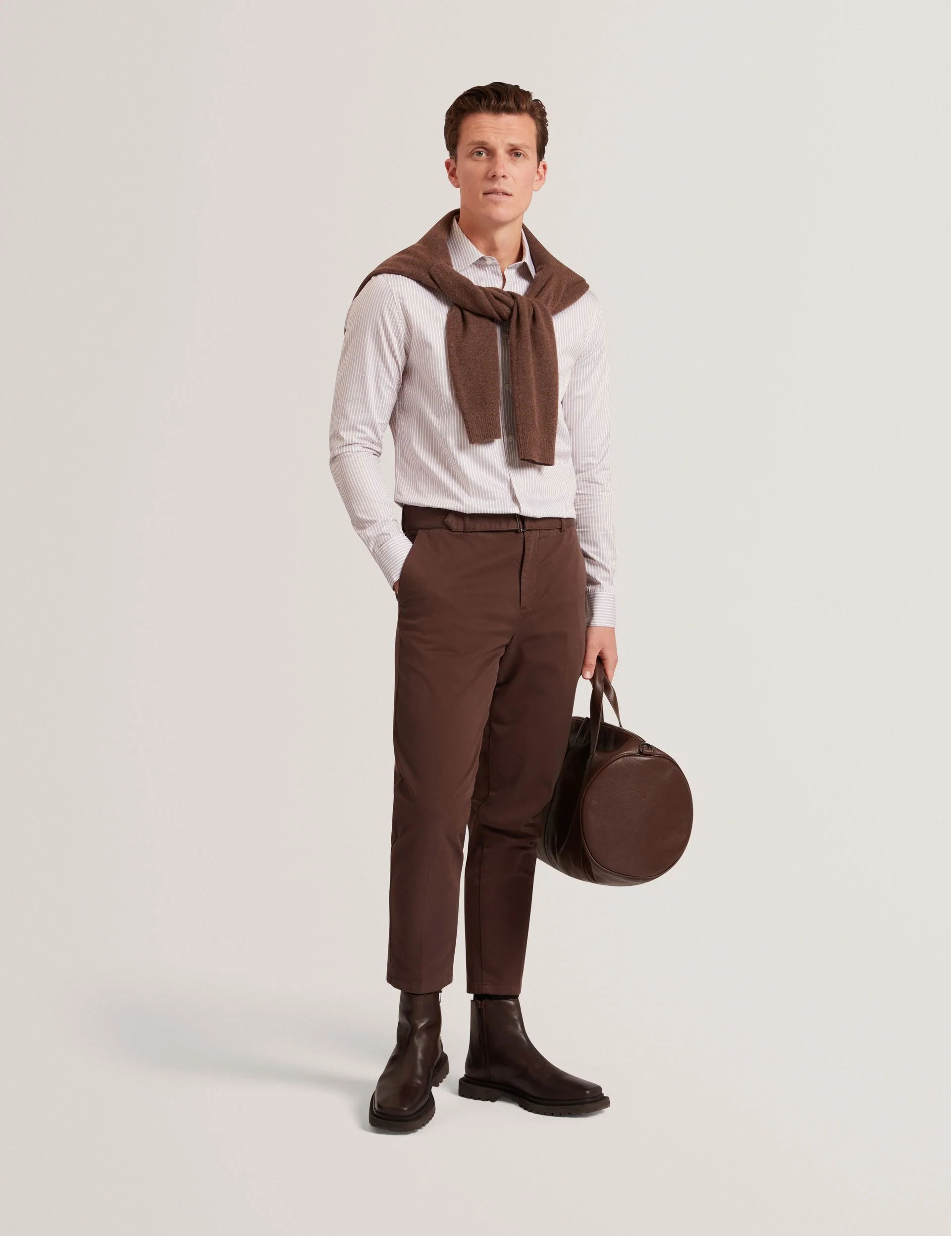SOHOE | TAUPE