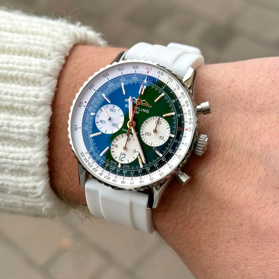Breitling – Navitimer –  Rubber Strap – White