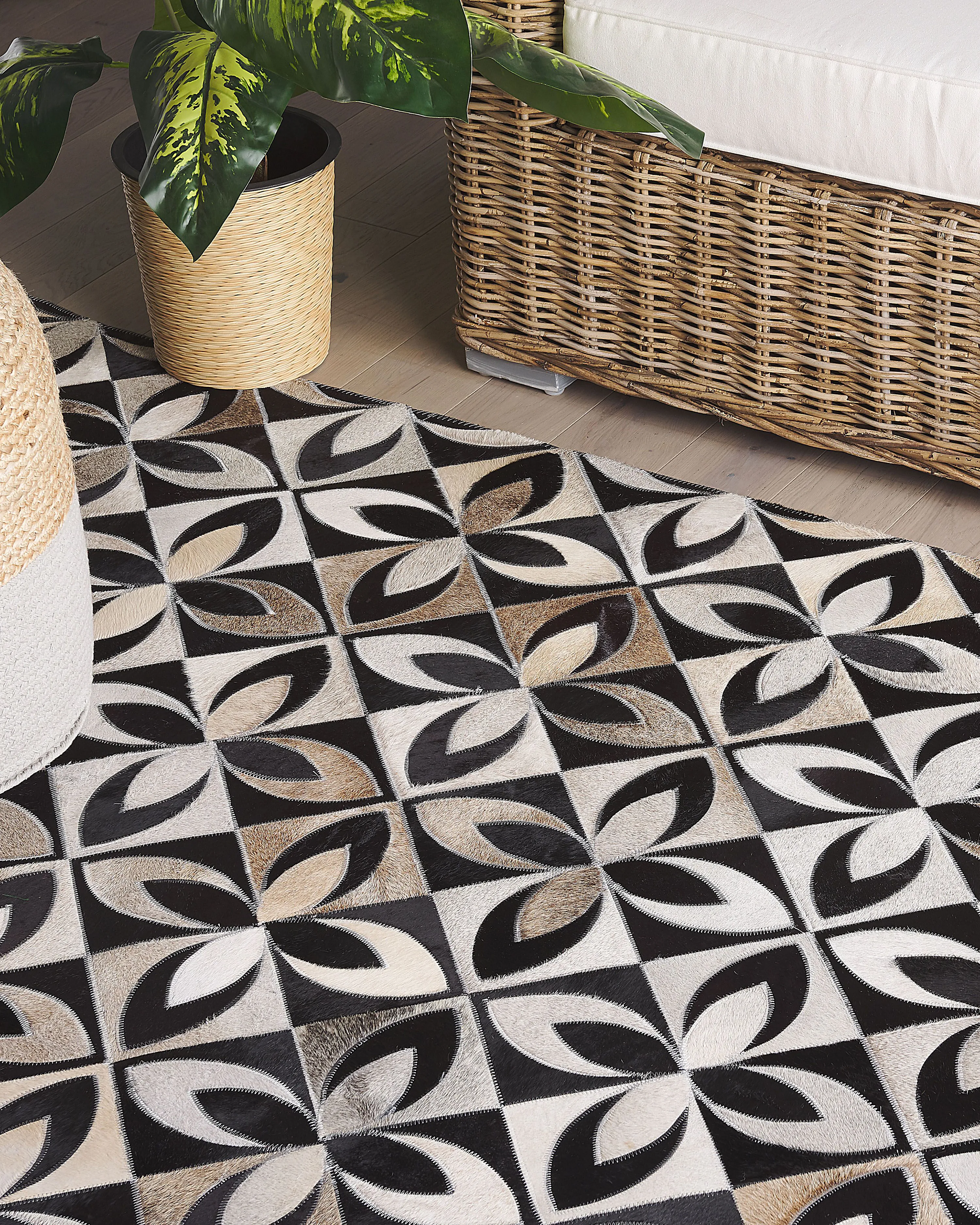 Rug ISHAN Multicolour 140 x 200 cm Leather