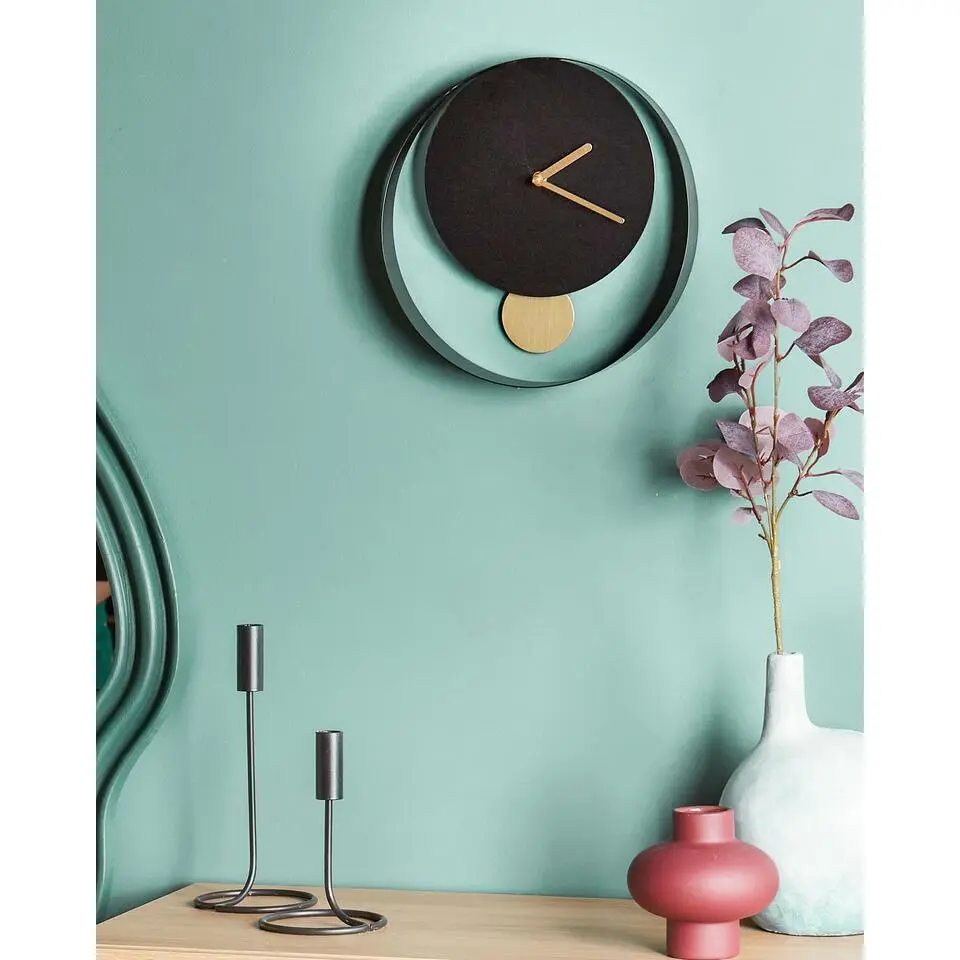 MAGLAND - Wandklok - Zwart/Goud - Staal