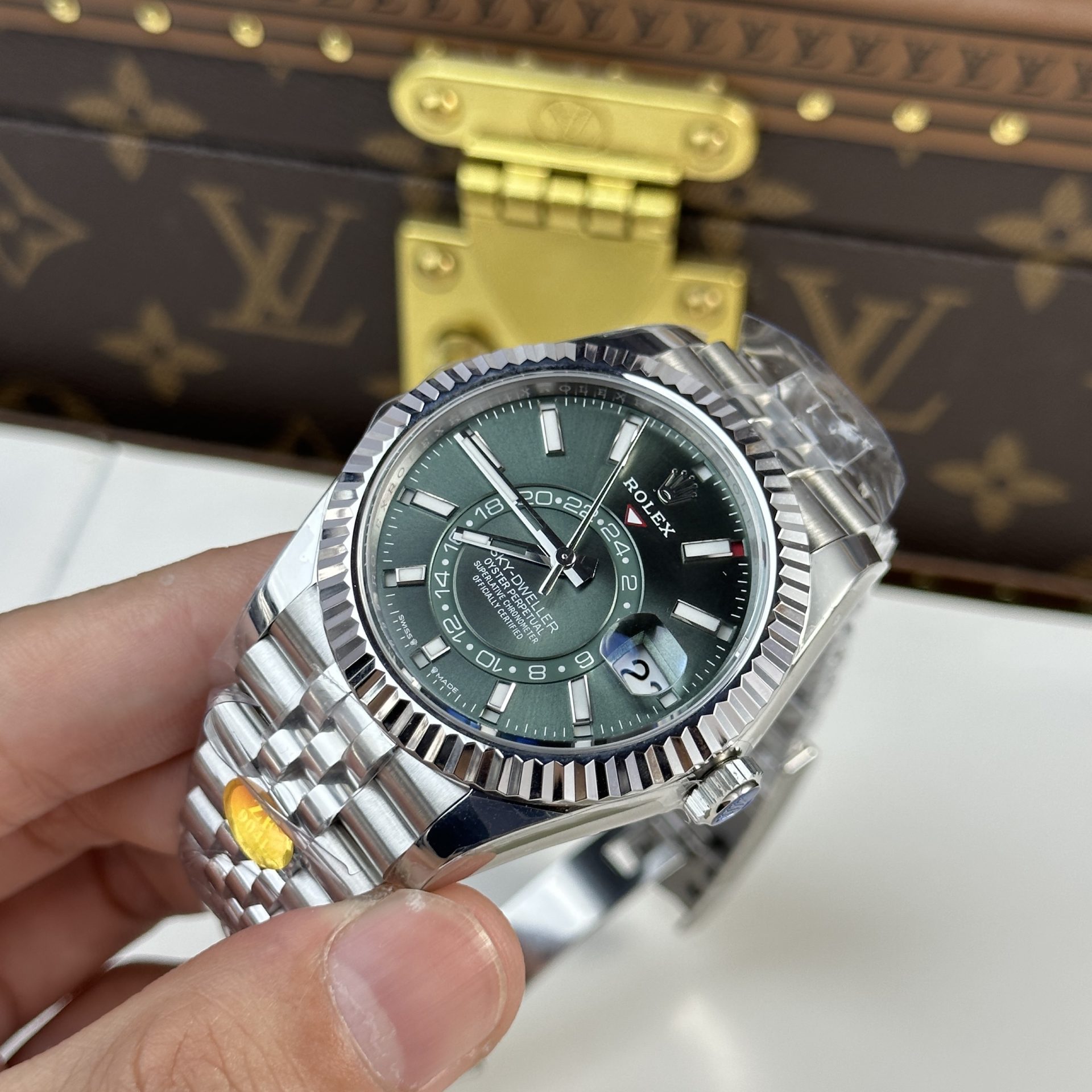 Rolex Sky-Dweller 336934 316L Steel Green Dial 42mm Jub AAA Replica