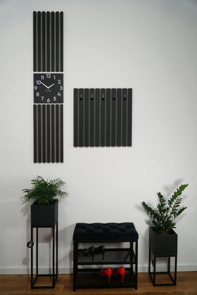 Drewniany wieszak na ubrania Lamele 60cm czarny
