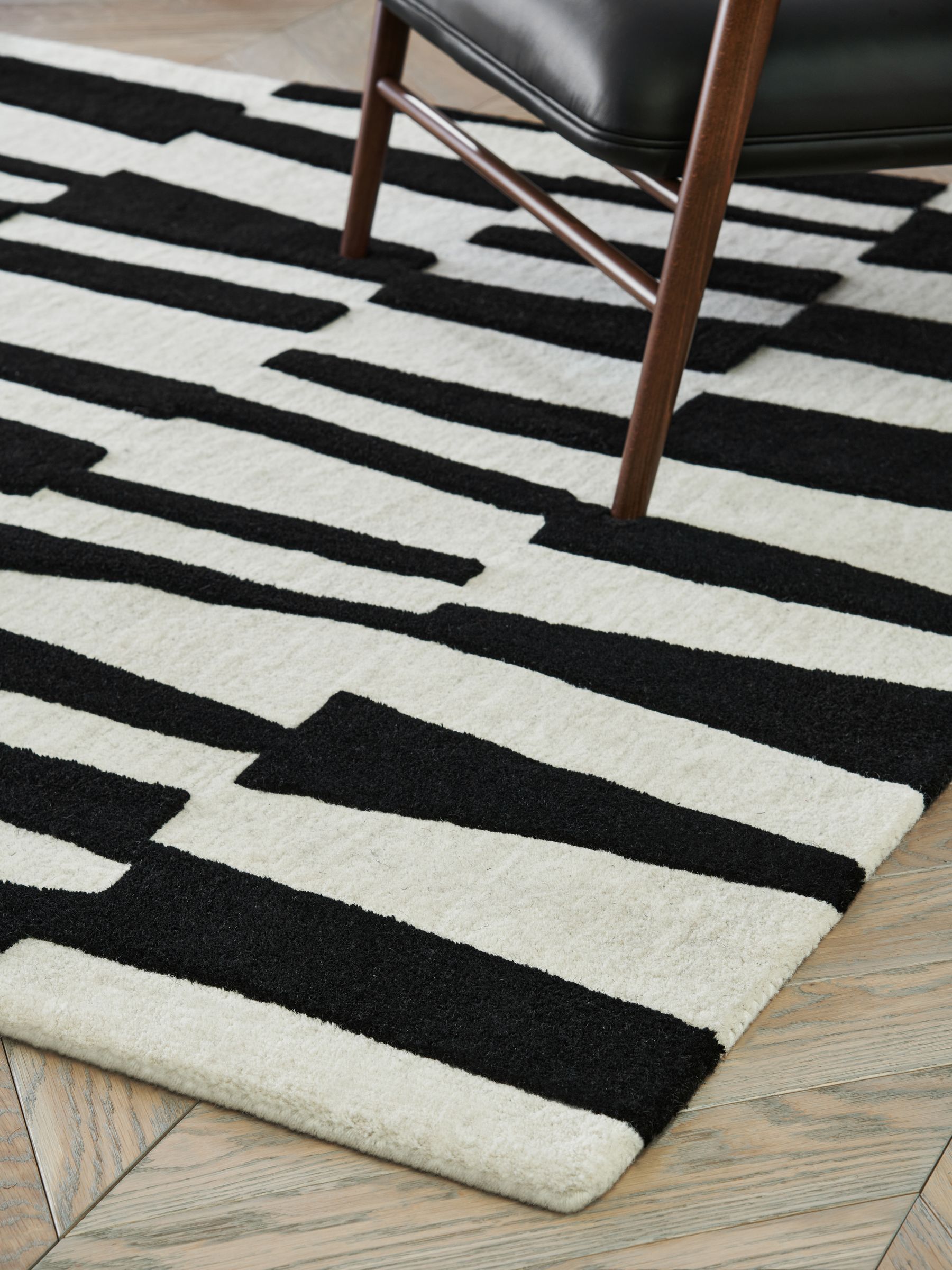 Jasper Conran London Monochrome Papercut Wool Tufted Rug