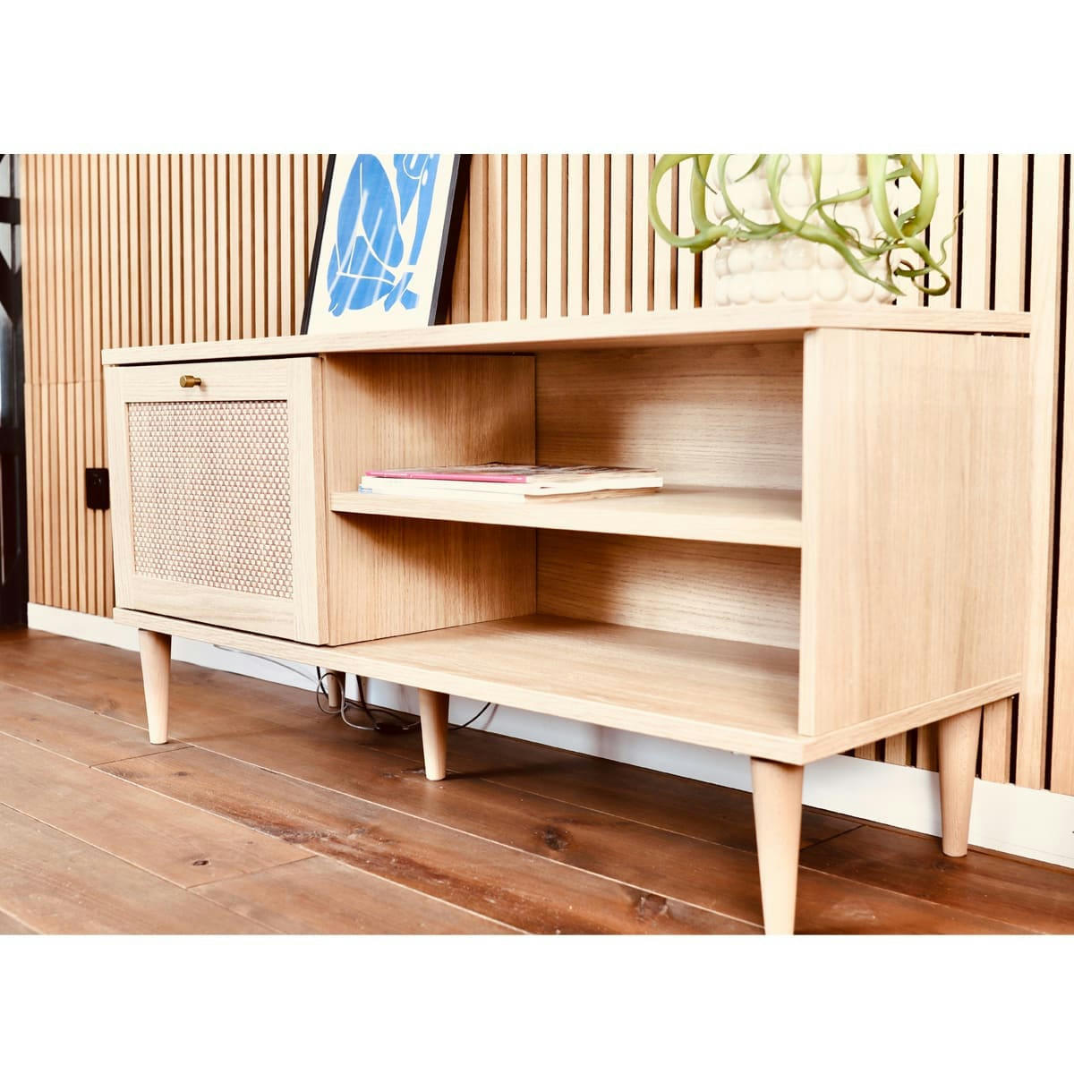 LUISA - Meuble TV 1 porte en cannage et effet chêne 119 cm