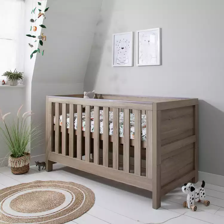 Tutti Bambini Modena Cot bed - Oak