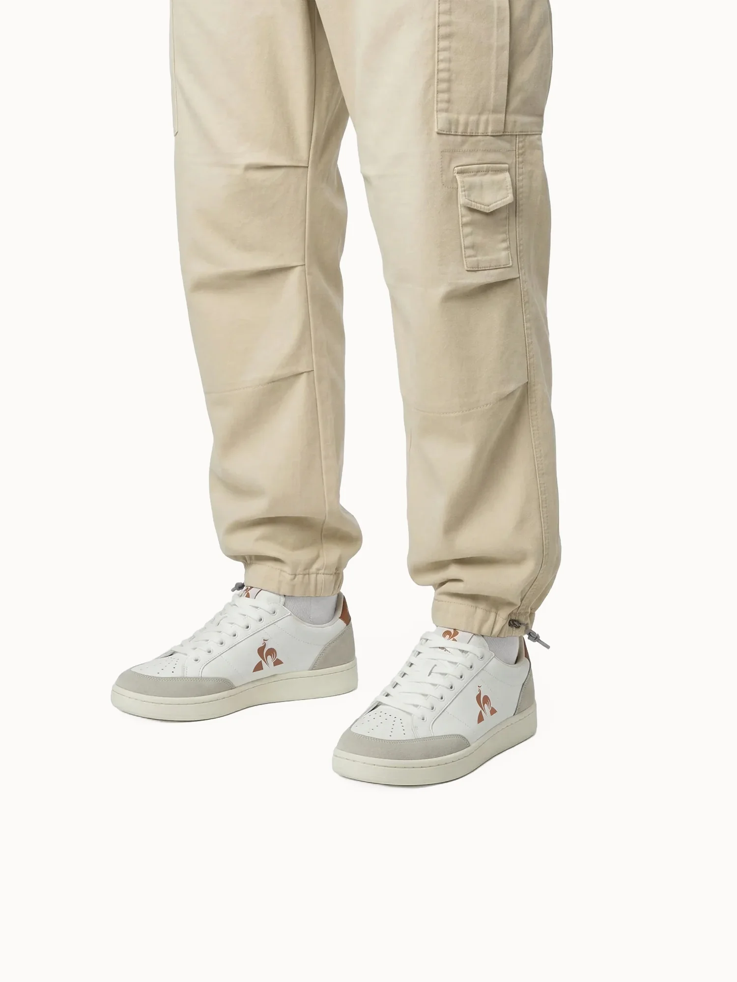 Sneakers de ville en cuir et détails suede Courtnet