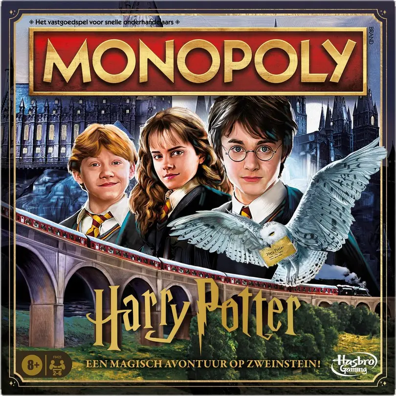 Familienspiel Set bestehend aus verschiedenen Artikeln Monopoly