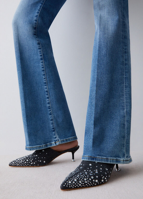 Sabot in denim con pietre gioiello