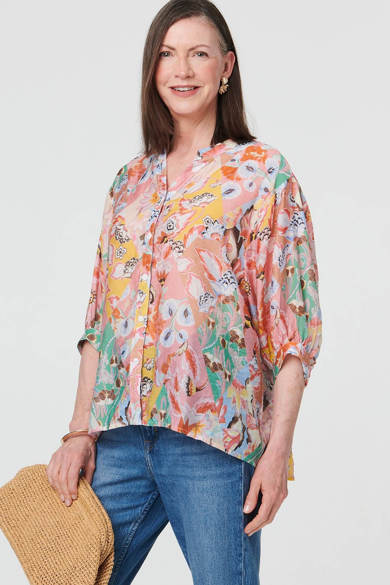 Izabel London Abstract Curved Hem 3/4 Sleeve Blouse