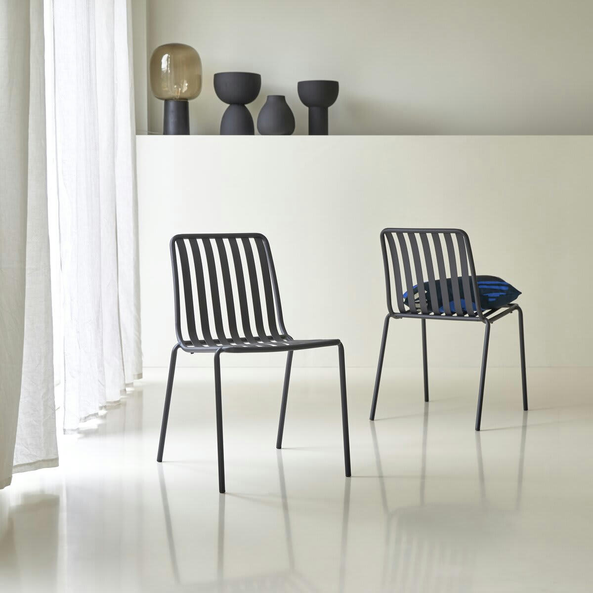 GABY - Chaise en métal black