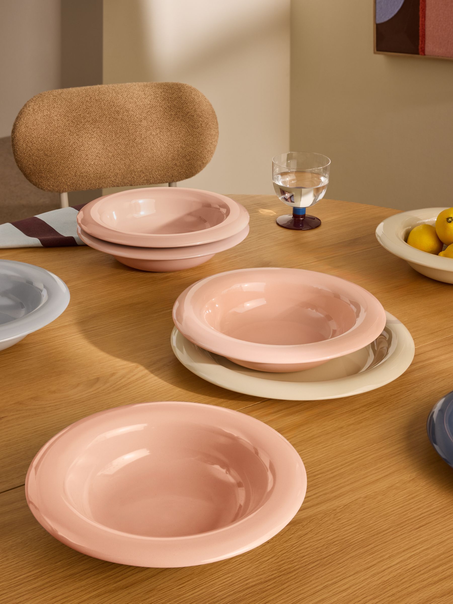Set of 4 Quell Pasta Bowls in Pink