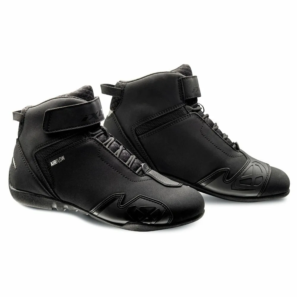 Ixon Gambler motorcycle shoes