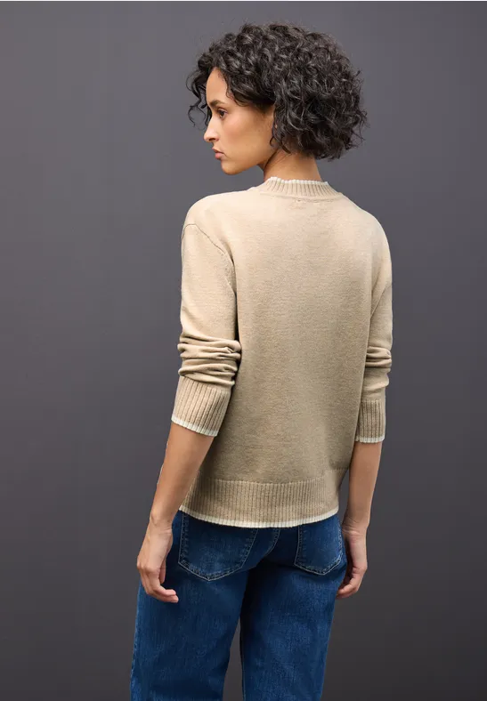 Pullover mit Kontrastdetails