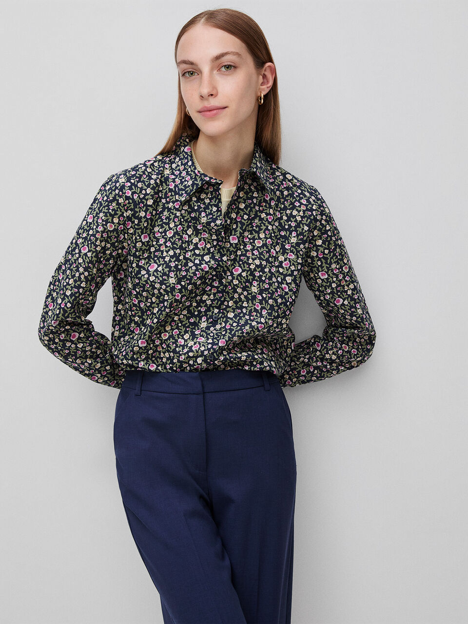 Patterned shirt in lightweight cotton