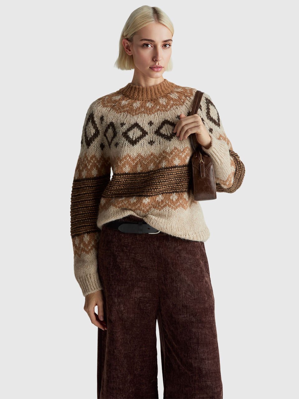 Jacquard sweater with sequins