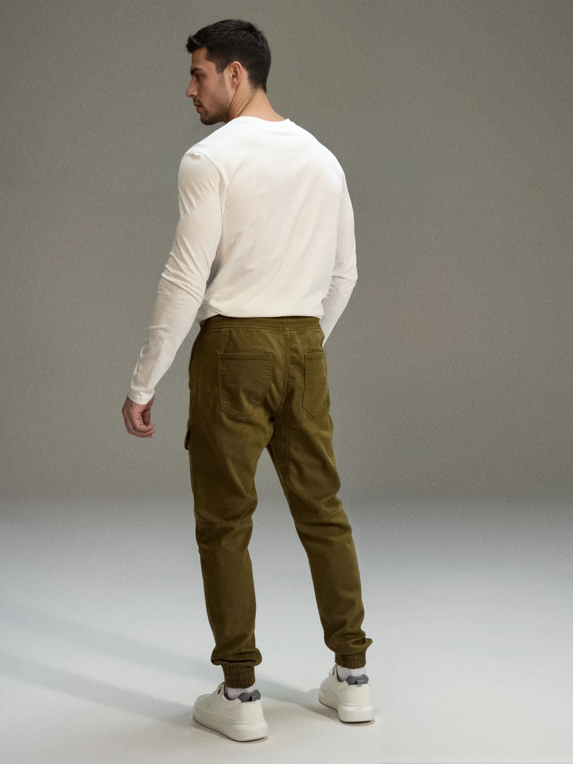 Jeansy jogger