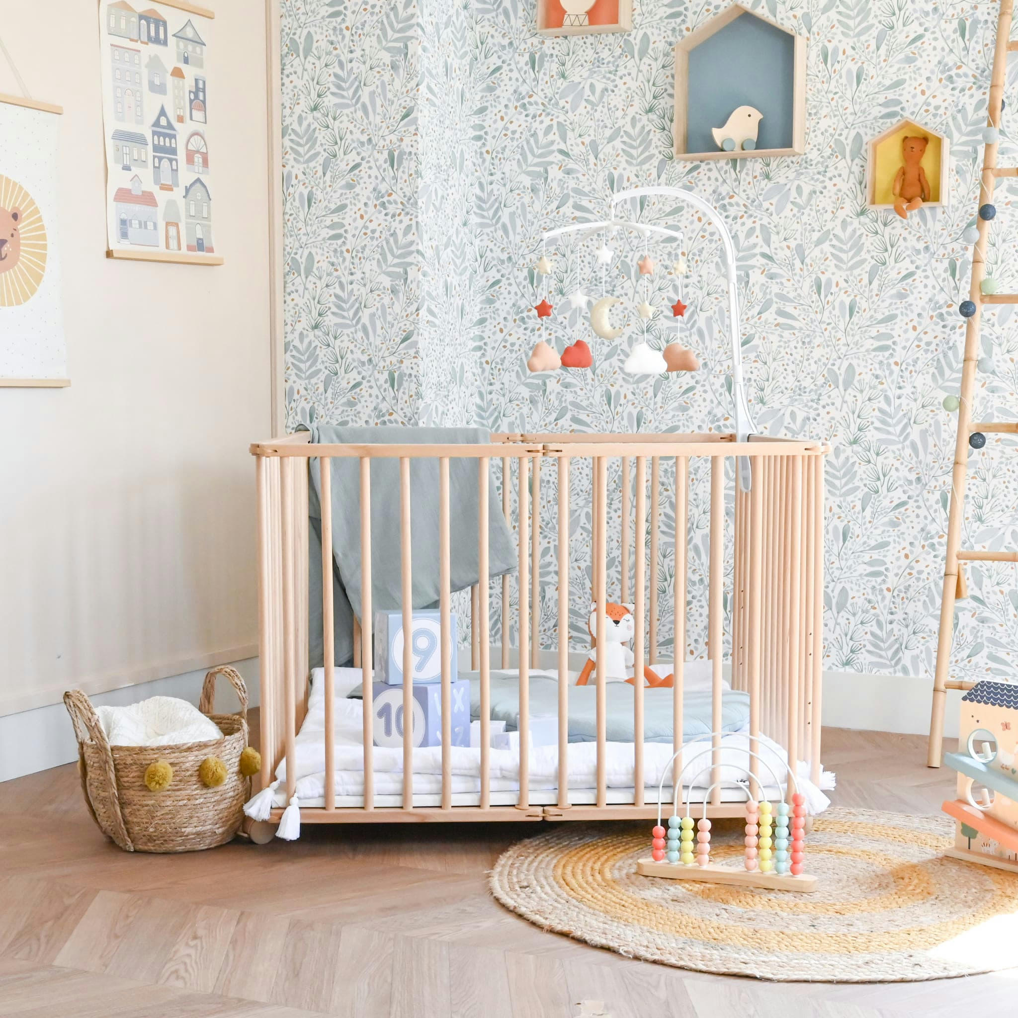 - Parc pliant en bois massif à roulettes bois clair 100x100cm