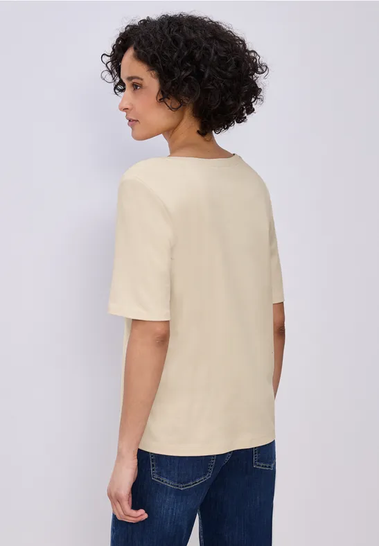 Basic T-Shirt mit V-Neck in Unifarbe