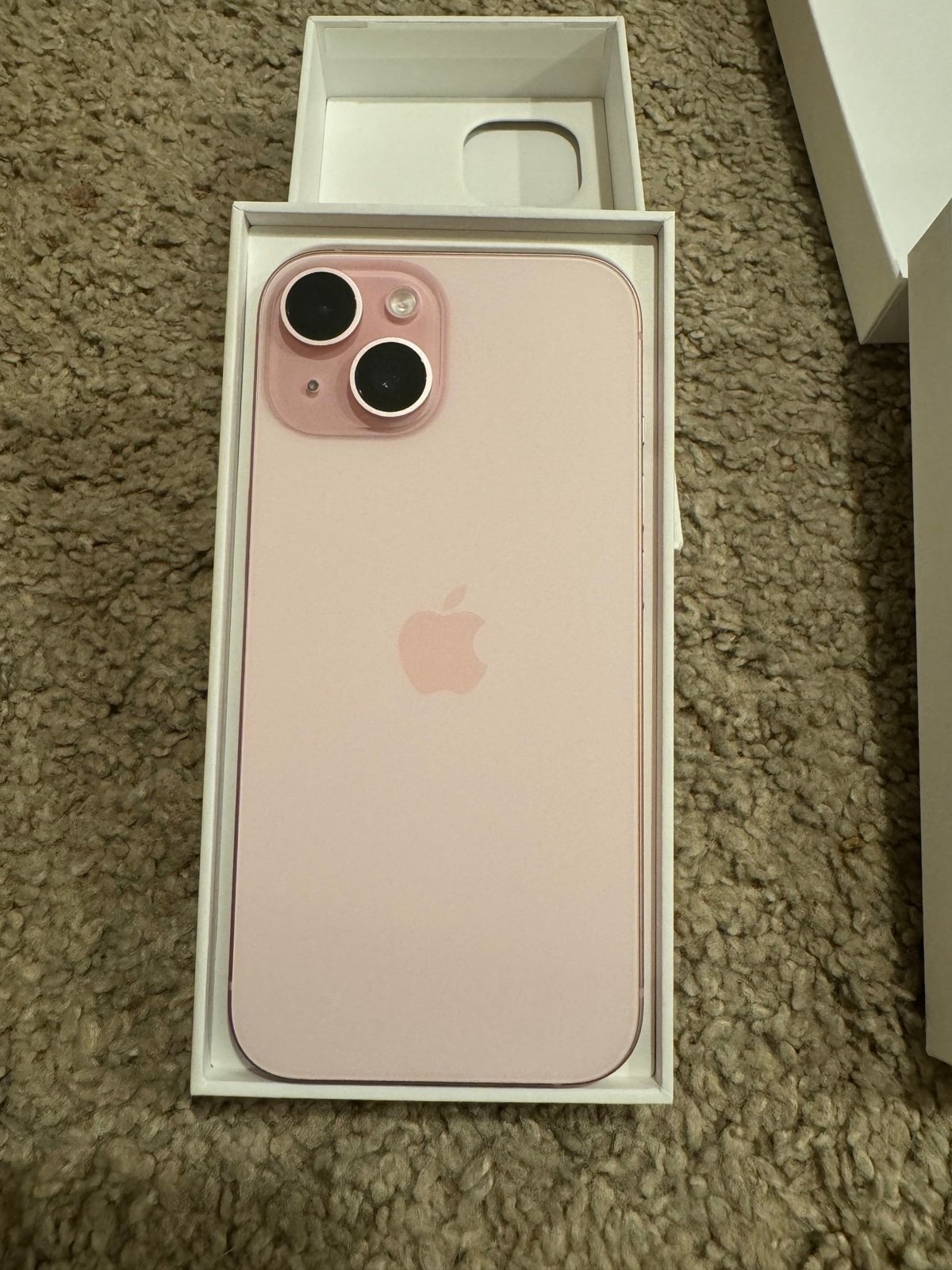Pink iPhone 15 128g unlocked