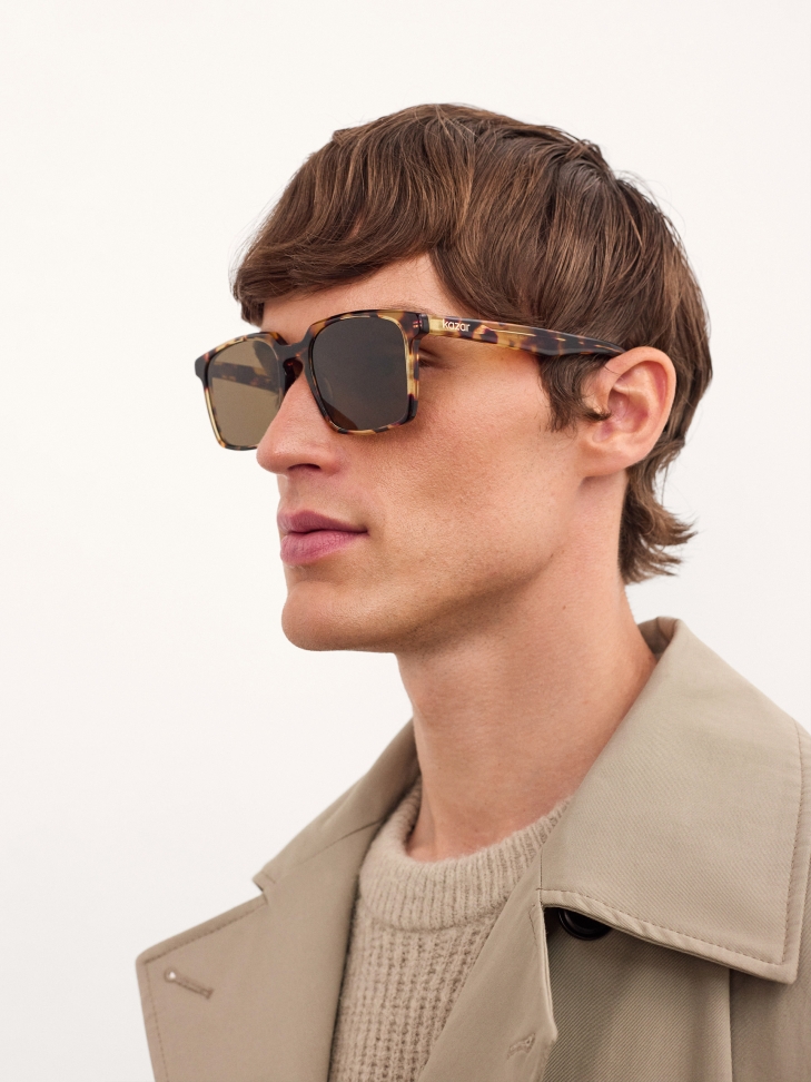 Shield sunglasses with polarization