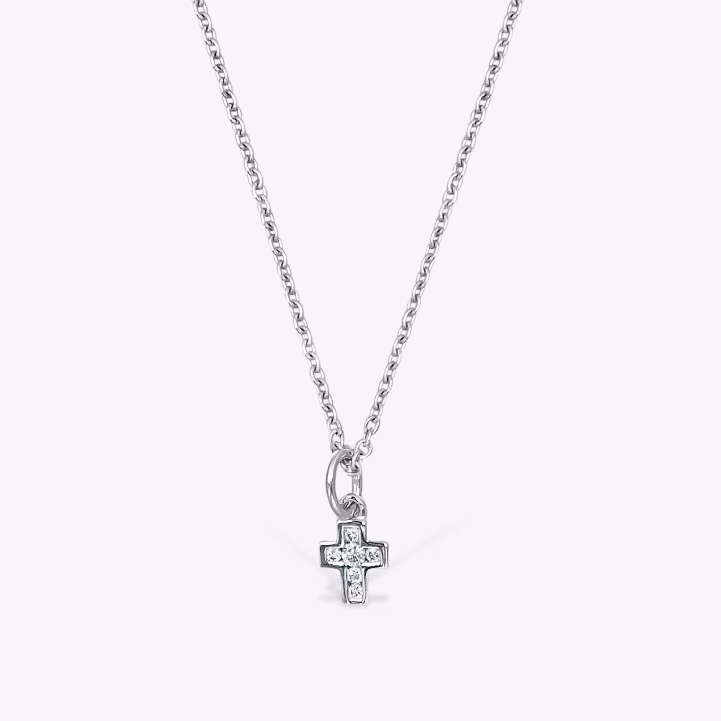 Collar cruz de oro blanco con diamantes Les Classiques