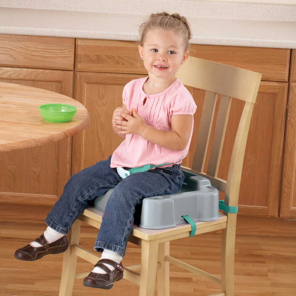 Safety 1ˢᵗ Deluxe Sit, Snack & Go Convertible Booster in Tampa Bay