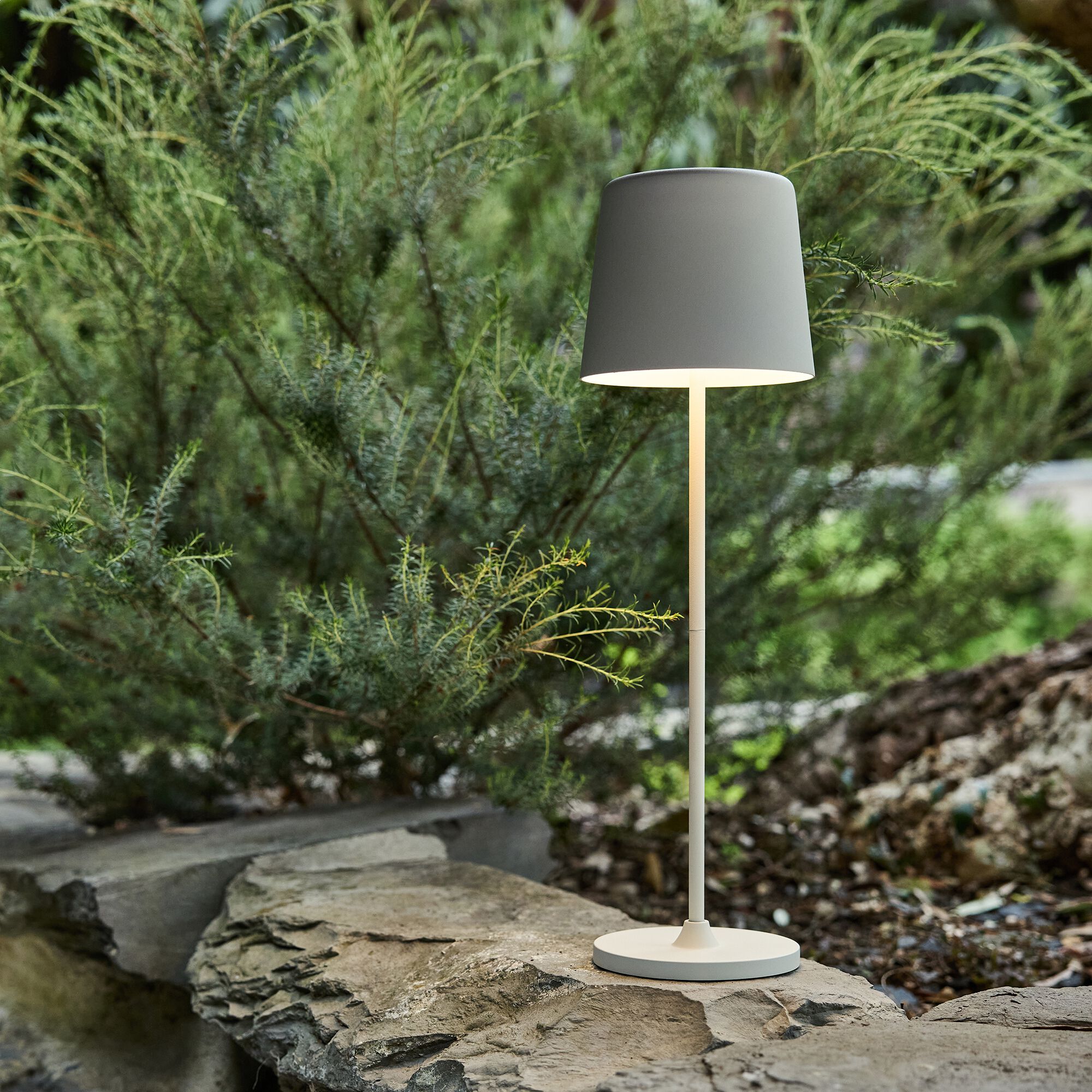 KAAMI - Lampe de table à poser nomade H37cm - blanc