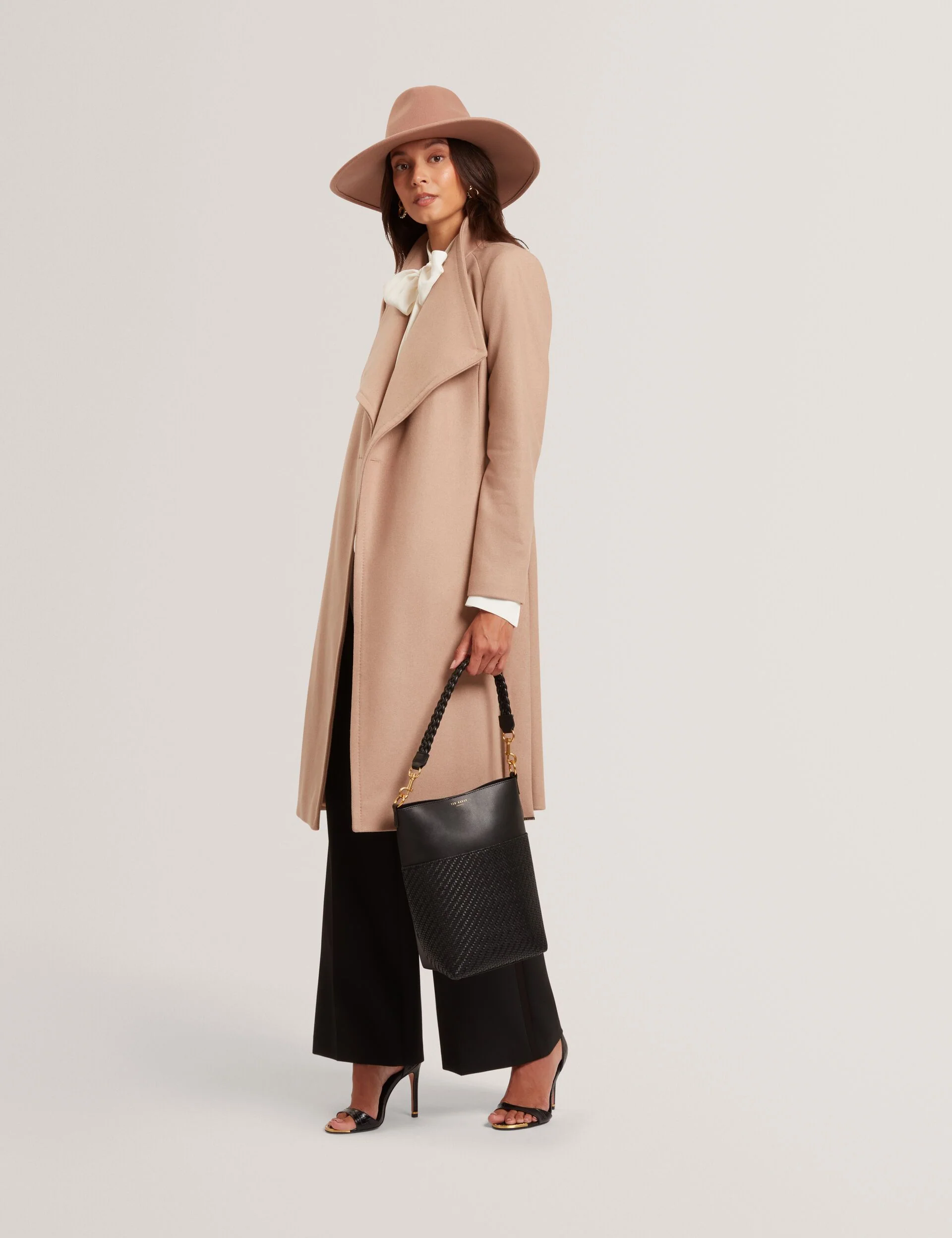 ROSE | CAMEL