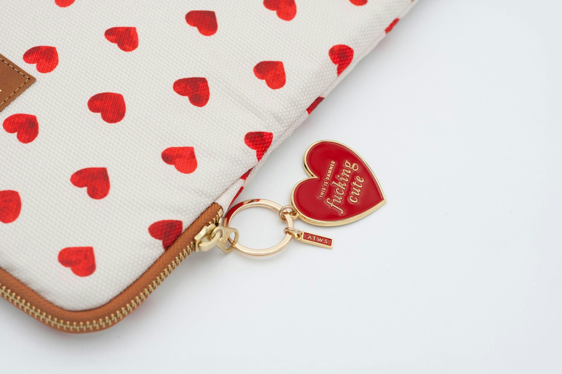 TELLEMENT MIGNON - Housse ordinateur motif Cœurs pour Macbook 13'