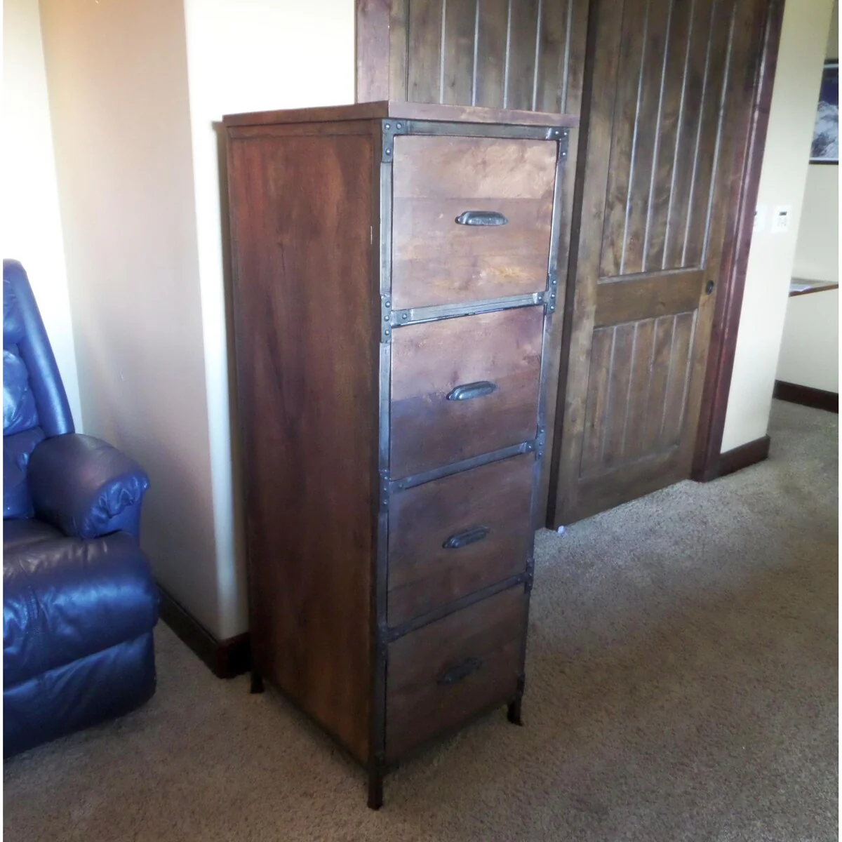 BRA87 Rustic 4 drawer filing cabinet