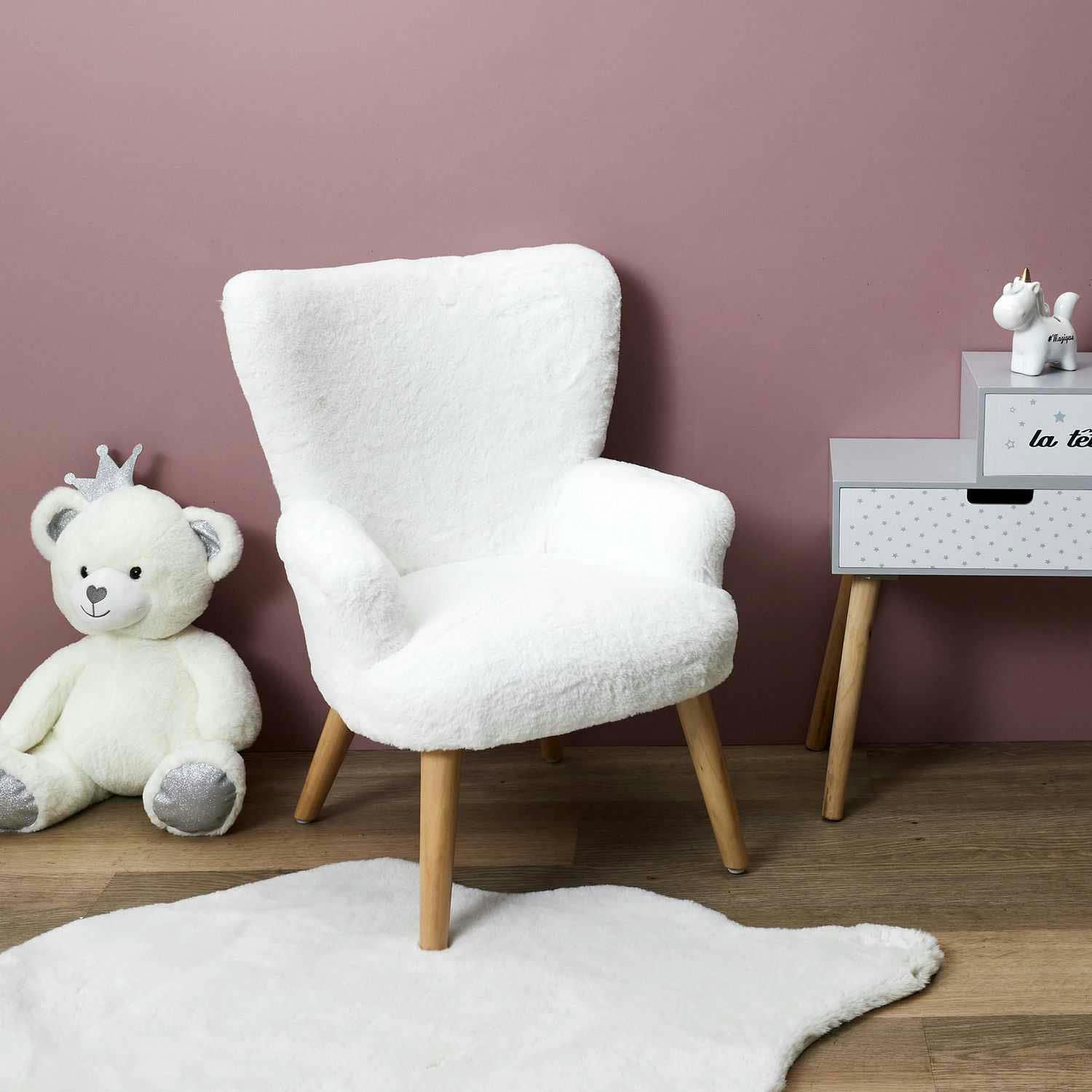 - Fauteuil enfant imitation fourrure helsinki