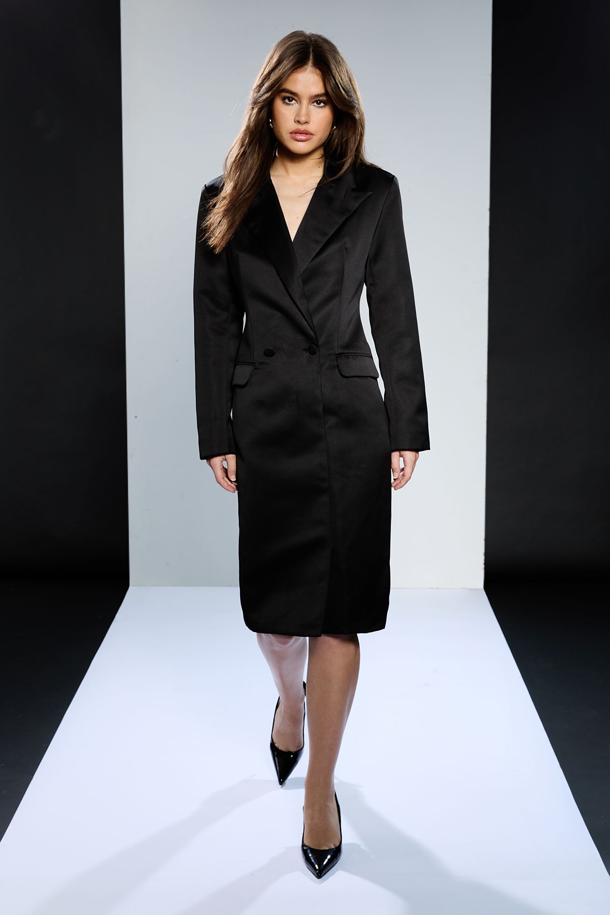 RUNWAY 1.8.1.8 Runway 1.8.1.8 Satin Double Breasted Blazer Dress