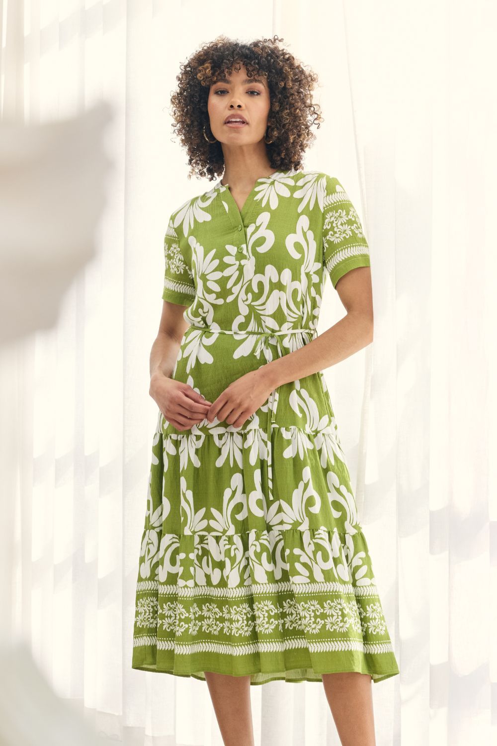 Izabel London Abstract Short Sleeve Tiered Midi Dress