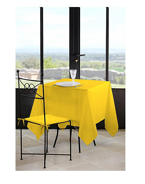Nappe en polyester finition ourlet Nels