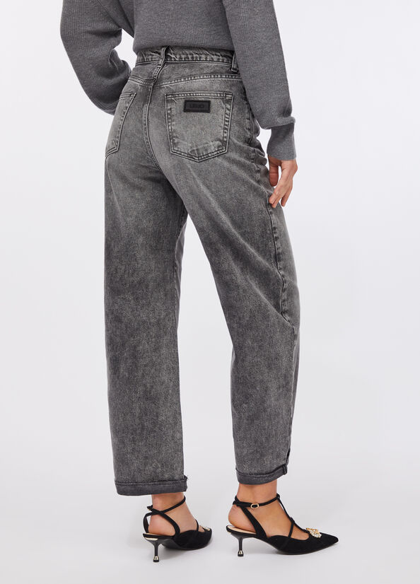 Jeans balloon con ricami gioiello