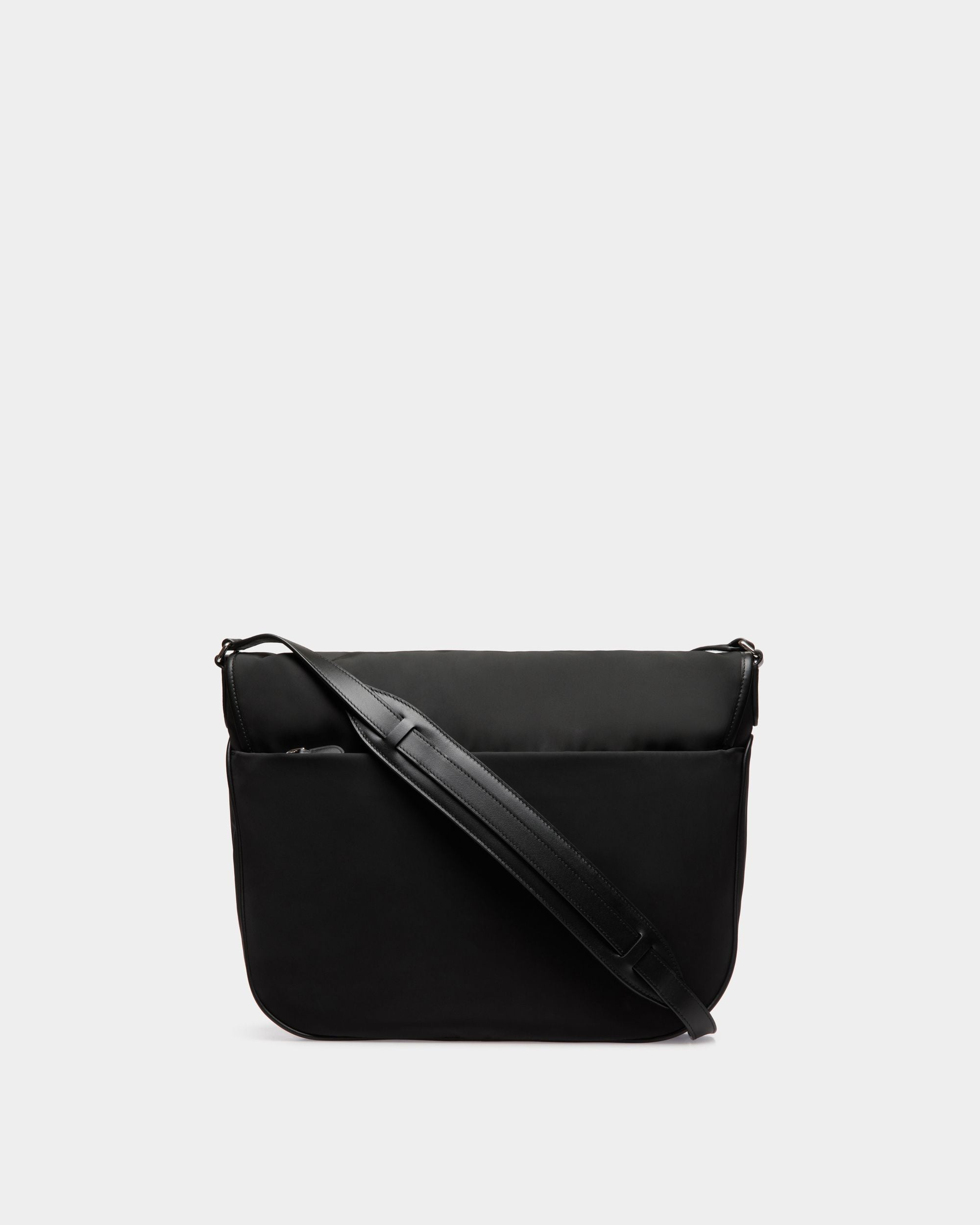 B-Light Umhängetasche Aus Nylon Und Leder In Schwarz
