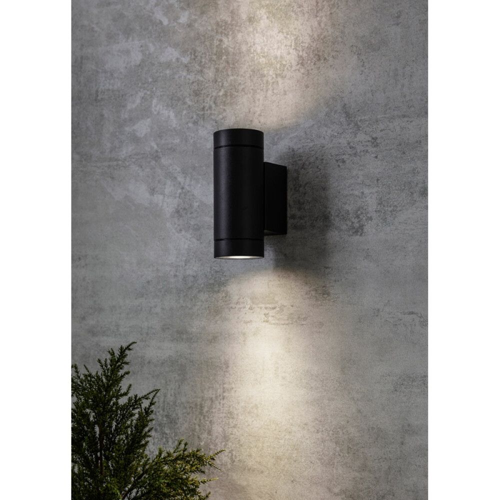 VEGGLAMPE MARKSLÖJD PIPE 2 SVART