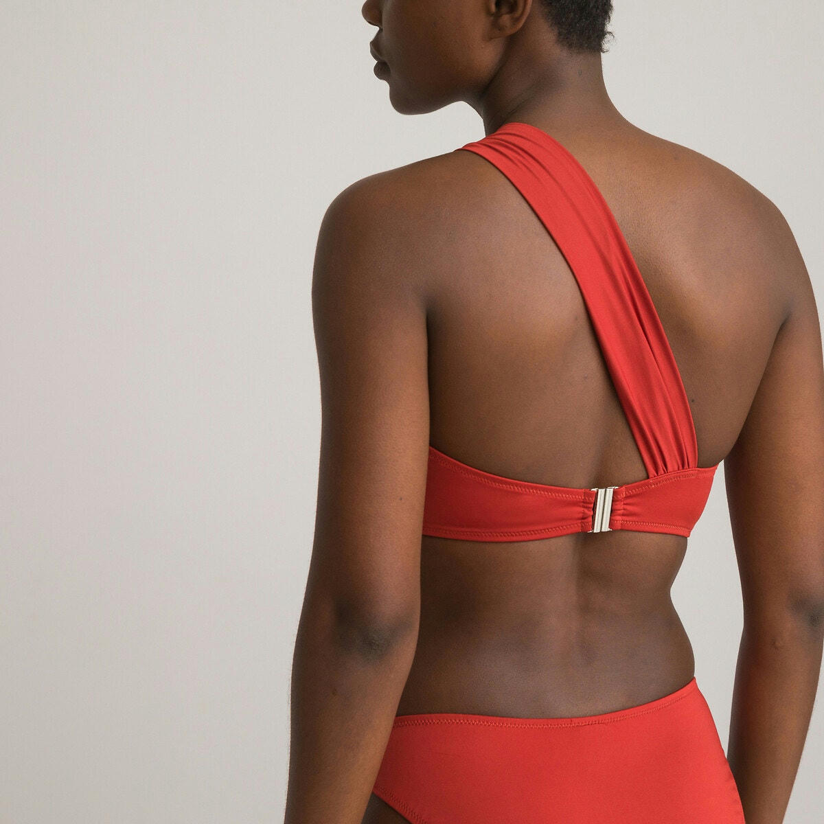 Haut de maillot de bain asymétrique