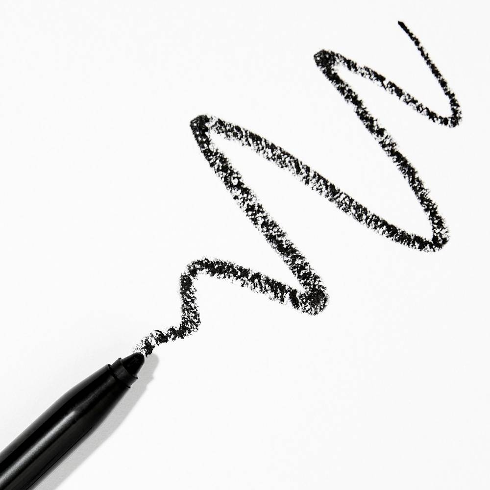 Le noirCrayon yeux waterproof et rétractable