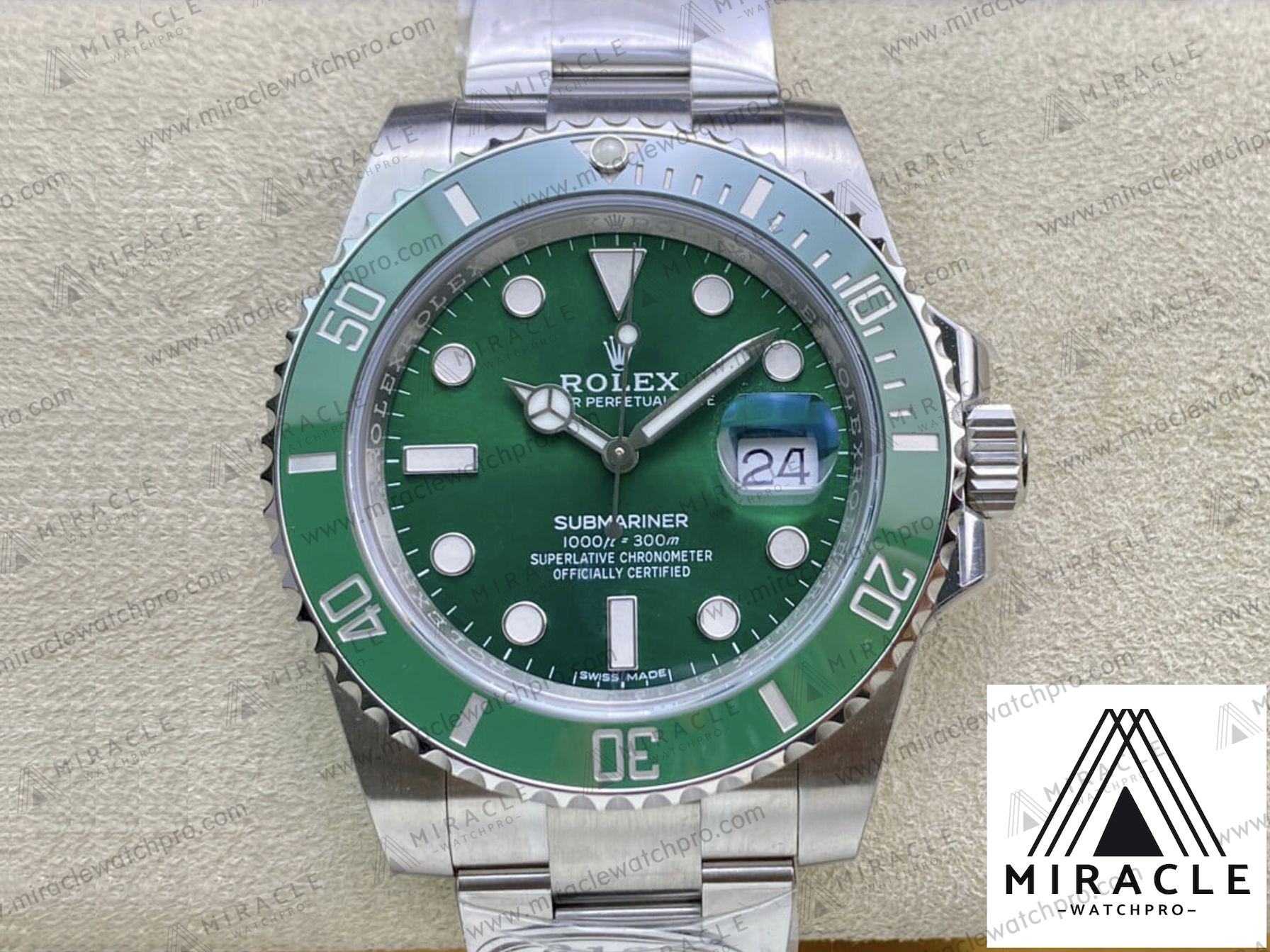 ROLEX-SUBMARINER-ref.116610LV-0002-Elite Clone-40mm-Replica Watch