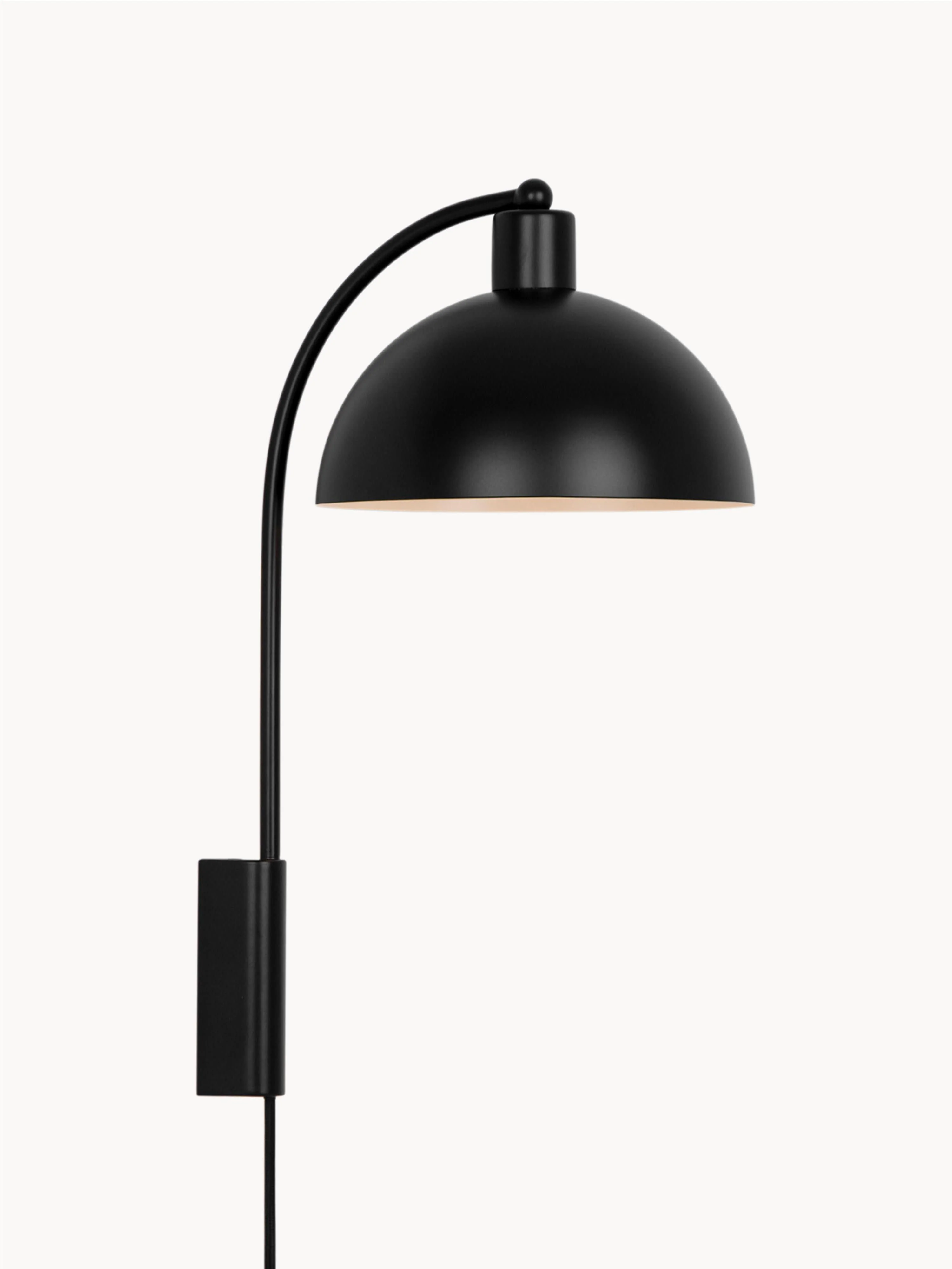 Große Wandleuchte Ellen mit Stecker