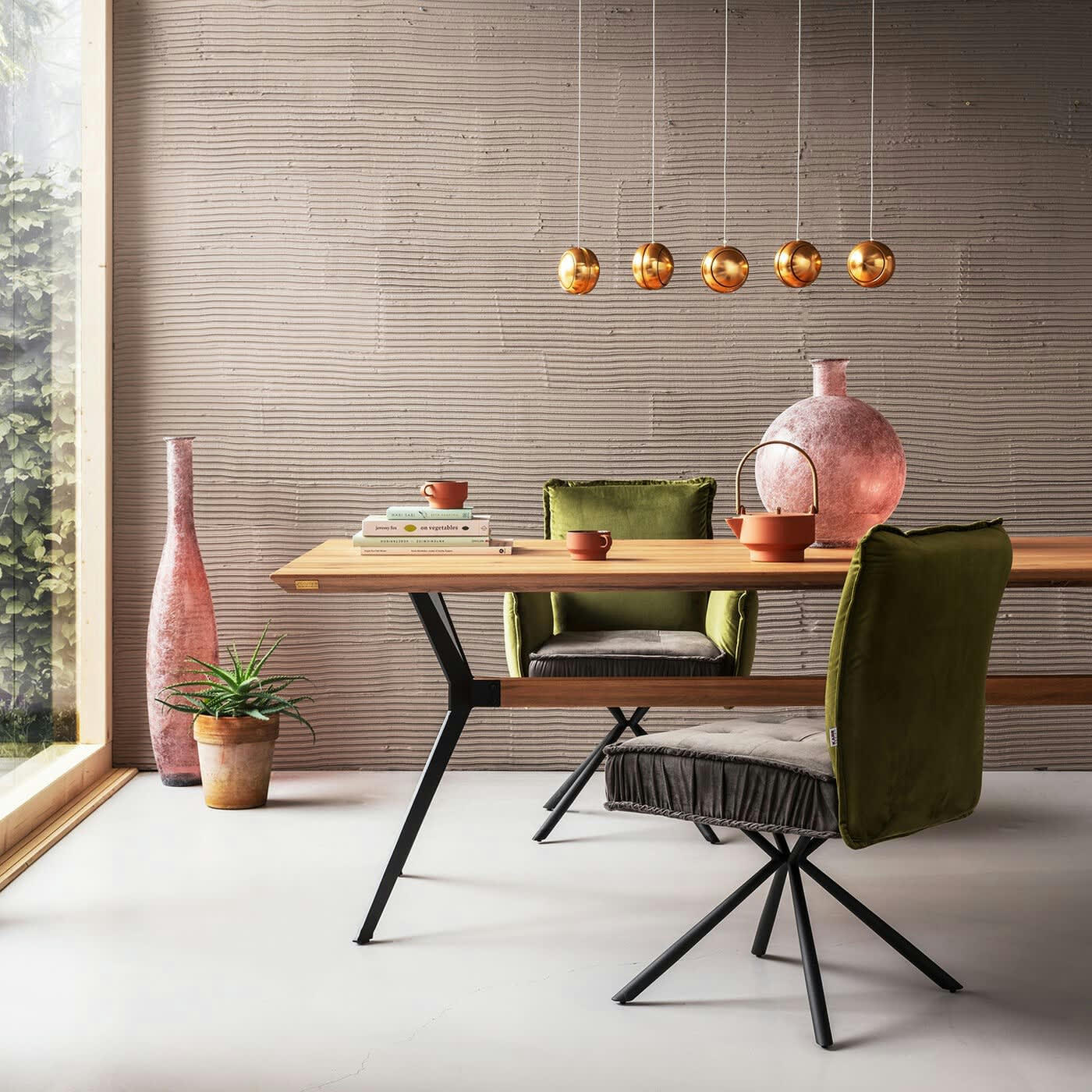 CHELSEA - Chaise avec accoudoirs en velours vert/gris et acier